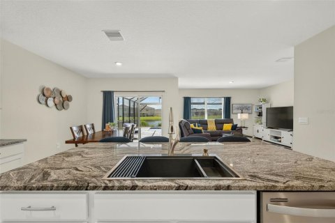 Casa en venta en Bradenton, Florida, 4 dormitorios, 169.73 m2 № 2383613 - foto 14