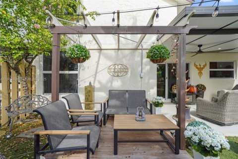 Condominio en alquiler en Miami, Florida, 3 dormitorios, 145.39 m2 № 1991088 - foto 26