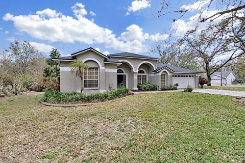 Casa en Lutz, Florida 4 dormitorios, 280.84 m2 № 2128276