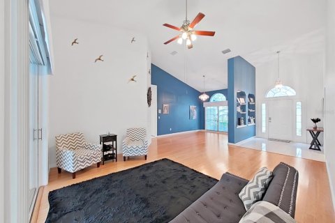 Casa en venta en Lutz, Florida, 4 dormitorios, 280.84 m2 № 2128276 - foto 9
