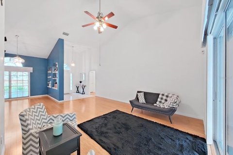 Casa en venta en Lutz, Florida, 4 dormitorios, 280.84 m2 № 2128276 - foto 10