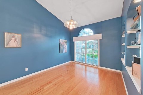 Casa en venta en Lutz, Florida, 4 dormitorios, 280.84 m2 № 2128276 - foto 12