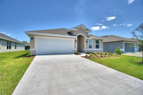 Villa ou maison à vendre à Haines City, Floride: 3 chambres, 140.47 m2 № 1249395 - photo 2