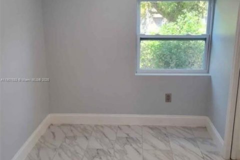 Immobilier commercial à louer à Riviera Beach, Floride: 1 chambre № 1965700 - photo 9