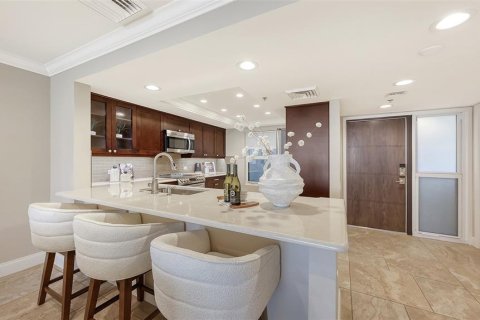 Condominio en venta en Longboat Key, Florida, 2 dormitorios, 135.92 m2 № 2094489 - foto 8