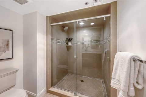 Condominio en venta en Longboat Key, Florida, 2 dormitorios, 135.92 m2 № 2094489 - foto 21