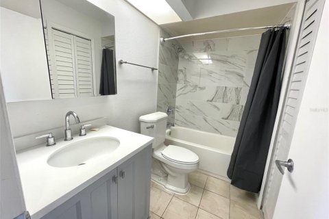Condominio en alquiler en Orlando, Florida, 3 dormitorios, 112.6 m2 № 1878061 - foto 14