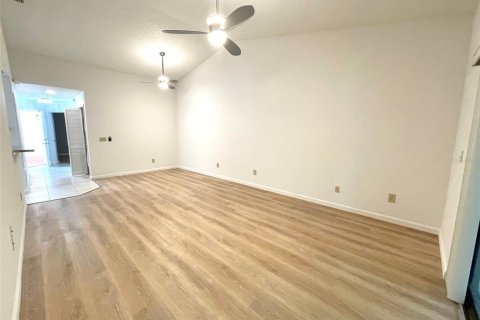 Condominio en alquiler en Orlando, Florida, 3 dormitorios, 112.6 m2 № 1878061 - foto 6