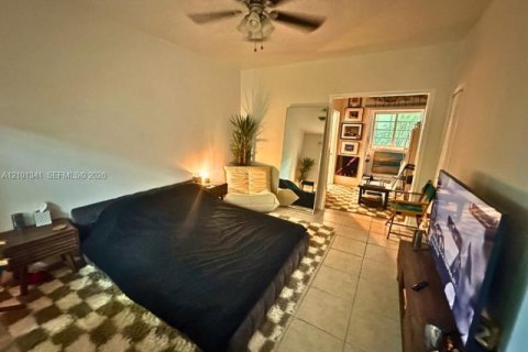 Copropriété à vendre à Miami Beach, Floride: 39.02 m2 № 2417355 - photo 12