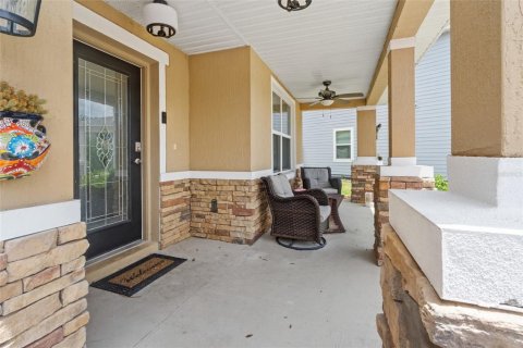 House in Newberry, Florida 4 bedrooms, 266.54 sq.m. № 2221587 - photo 3