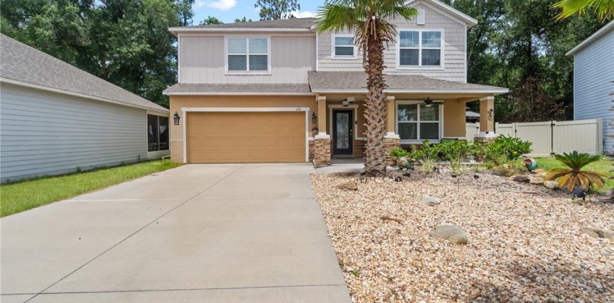 House in Newberry, Florida 4 bedrooms, 266.54 sq.m. № 2221587