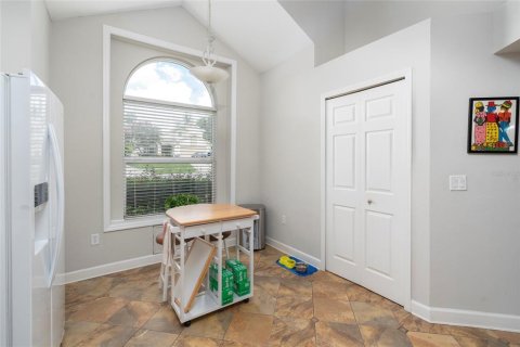 House in Orlando, Florida 3 bedrooms, 199.93 sq.m. № 1299267 - photo 9