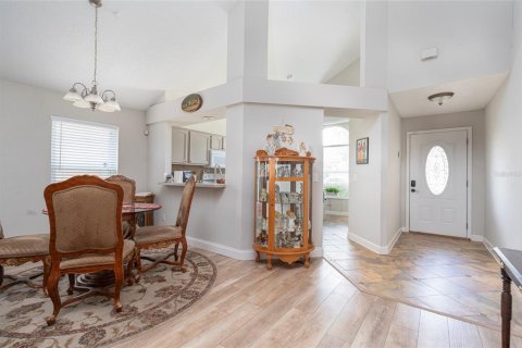 House in Orlando, Florida 3 bedrooms, 199.93 sq.m. № 1299267 - photo 4