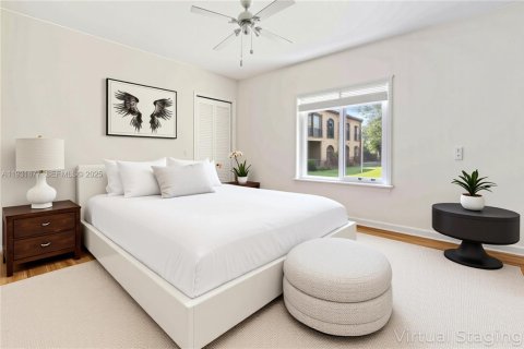 House in Greenacres, Florida 2 bedrooms, 85.47 sq.m. № 1990944 - photo 22