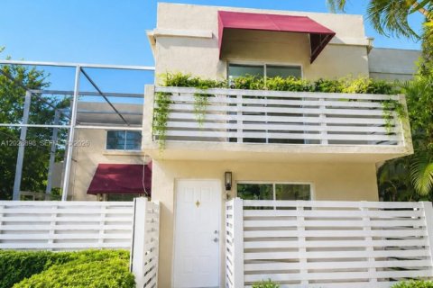 Touwnhouse à Plantation, Floride 3 chambres, 151.62 m2 № 2257816