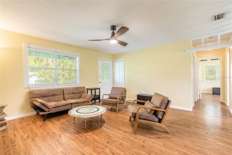 Casa en venta en Deltona, Florida, 3 dormitorios, 107.02 m2 № 1849519 - foto 20