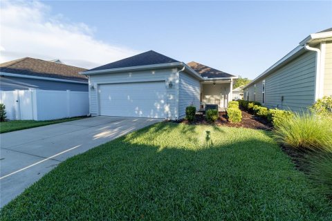 House in Gainesville, Florida 3 bedrooms, 138.61 sq.m. № 1914431 - photo 2