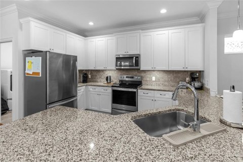 House in Gainesville, Florida 3 bedrooms, 138.61 sq.m. № 1914431 - photo 10