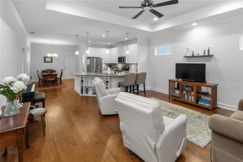 House in Gainesville, Florida 3 bedrooms, 138.61 sq.m. № 1914431 - photo 6