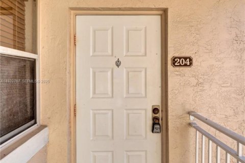 Copropriété à louer à Pembroke Pines, Floride: 2 chambres, 96.34 m2 № 1976711 - photo 5