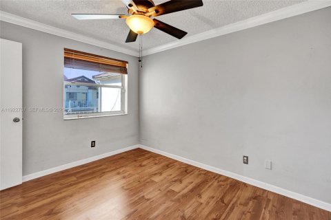 Copropriété à louer à Pembroke Pines, Floride: 2 chambres, 96.34 m2 № 1976711 - photo 29