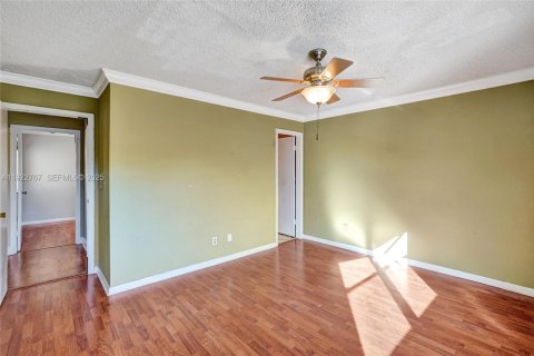 Copropriété à louer à Pembroke Pines, Floride: 2 chambres, 96.34 m2 № 1976711 - photo 20