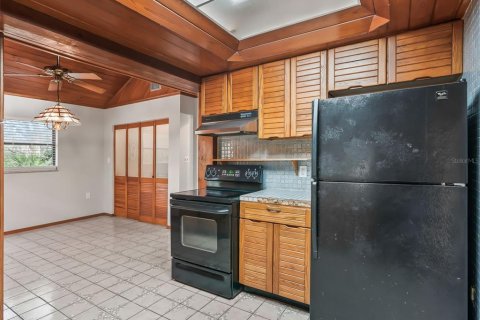 Villa ou maison à vendre à Webster, Floride: 2 chambres, 127.37 m2 № 2143125 - photo 16