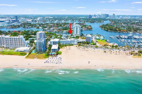Condominio en venta en Fort Lauderdale, Florida, 2 dormitorios, 86.96 m2 № 1713148 - foto 1