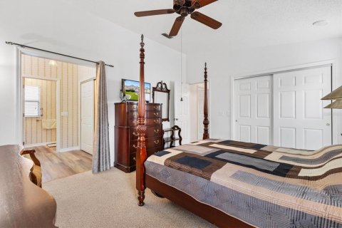 Villa ou maison à vendre à Lady Lake, Floride: 2 chambres, 144.18 m2 № 2420346 - photo 16