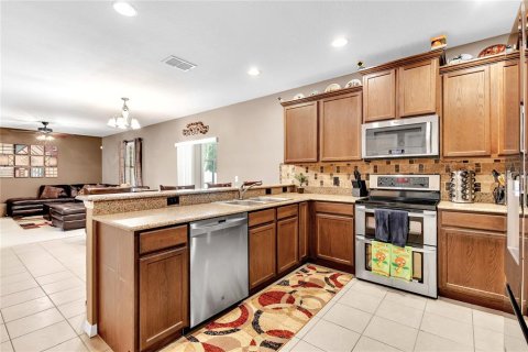House in Sanford, Florida 4 bedrooms, 232.07 sq.m. № 1838476 - photo 10
