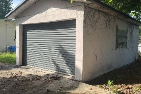 Casa en venta en Miami Springs, Florida, 2 dormitorios, 166.85 m2 № 1856912 - foto 9