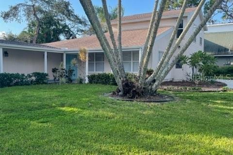 House in Sarasota, Florida 5 bedrooms, 309.83 sq.m. № 2156713 - photo 1