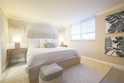 Apartment in Boca Raton, Florida 2 bedrooms, 111.48 sq.m. № 2387150 - photo 19