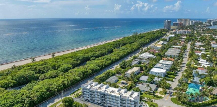 Apartment in Boca Raton, Florida 2 bedrooms, 111.48 sq.m. № 2387150