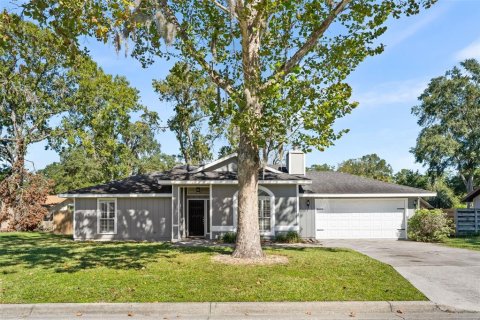 Villa ou maison à vendre à Gainesville, Floride: 3 chambres, 113.43 m2 № 2436794 - photo 2