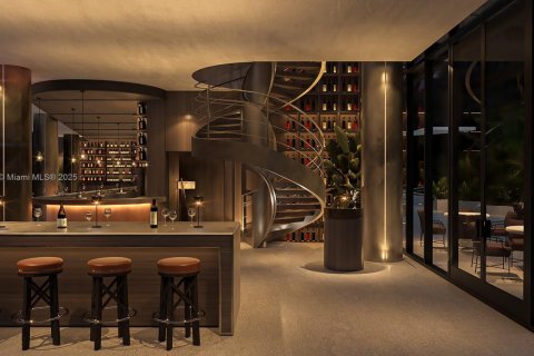 Condo in Miami, Florida, 1 bedroom  № 1862566 - photo 13