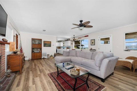 House in Waldo, Florida 2 bedrooms, 120.77 sq.m. № 2222990 - photo 8
