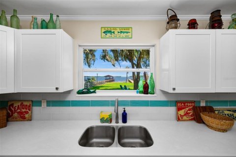 House in Waldo, Florida 2 bedrooms, 120.77 sq.m. № 2222990 - photo 15