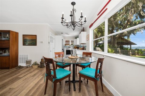 House in Waldo, Florida 2 bedrooms, 120.77 sq.m. № 2222990 - photo 10