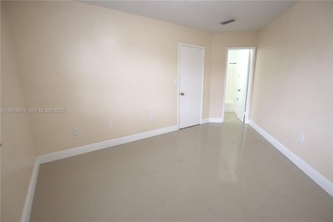 Copropriété à vendre à Miami, Floride: 2 chambres, 74.32 m2 № 2046078 - photo 27