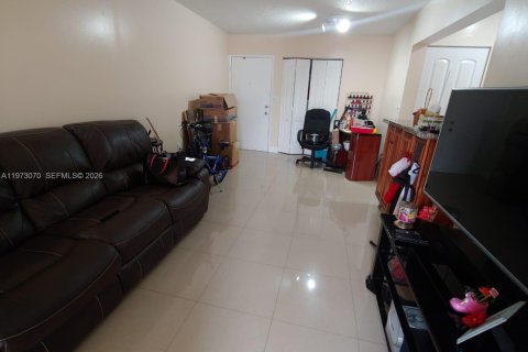 Copropriété à vendre à Miami, Floride: 2 chambres, 74.32 m2 № 2046078 - photo 22