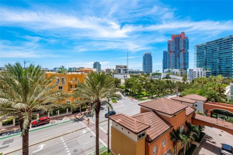 Condo in Miami Beach, Florida, 1 bedroom № 2087605 - photo 24