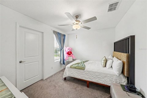 Casa en venta en Zephyrhills, Florida, 5 dormitorios, 205.96 m2 № 2383333 - foto 21