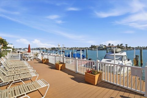 Condo à Saint Pete Beach, Floride, 1 chambre  № 2139029