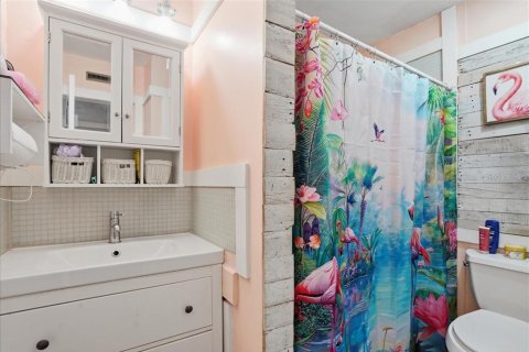 Condominio en venta en Saint Pete Beach, Florida, 1 dormitorio, 59.92 m2 № 2139029 - foto 15