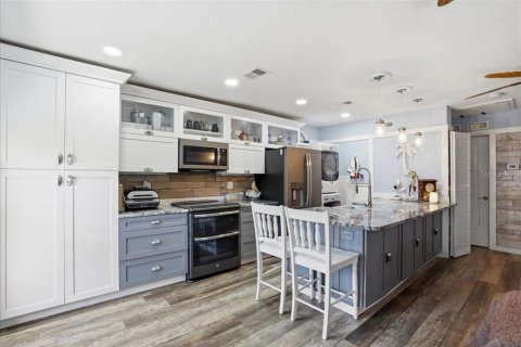 Condominio en venta en Saint Pete Beach, Florida, 1 dormitorio, 59.92 m2 № 2139029 - foto 7