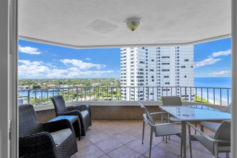 Copropriété à vendre à Boca Raton, Floride: 2 chambres, 134.34 m2 № 2252841 - photo 9