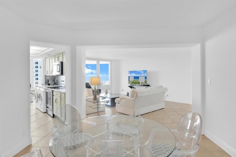 Copropriété à vendre à Boca Raton, Floride: 2 chambres, 134.34 m2 № 2252841 - photo 5