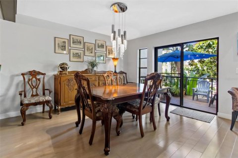 Touwnhouse à vendre à Clearwater, Floride: 2 chambres, 160.54 m2 № 1195149 - photo 4