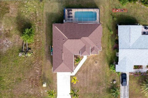 House in Rotonda, Florida 3 bedrooms, 150.04 sq.m. № 2134999 - photo 6